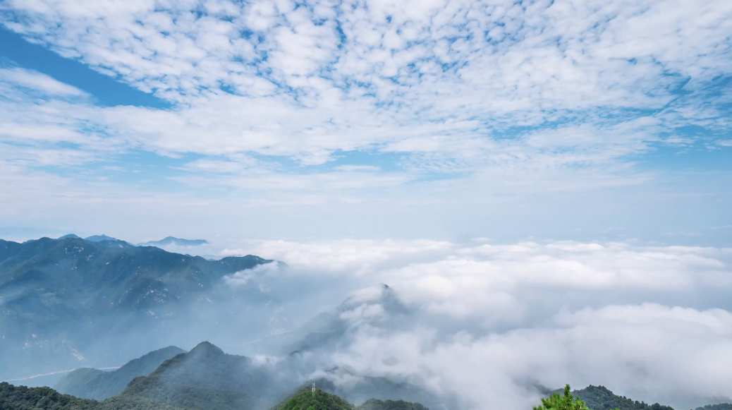 高山天空云彩云层